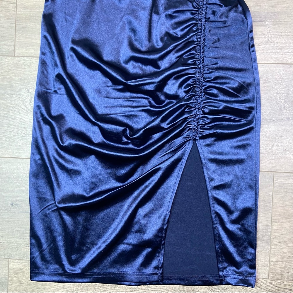 Windsor CAROLINA SATIN DRESS Off the Shoulder M - Picture 7 of 9